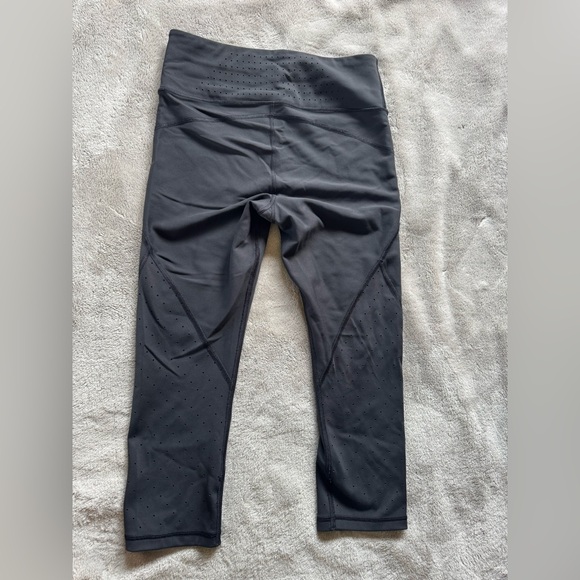 Athleta Black Cropped Leggings - Picture 6 of 7